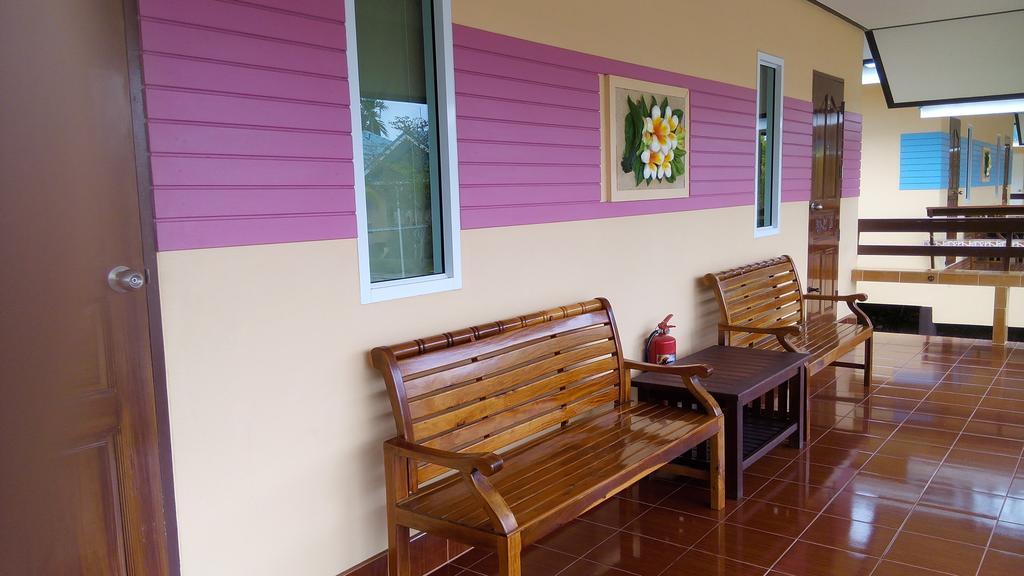 Sangtong Beach Resort Laem Sing Luaran gambar
