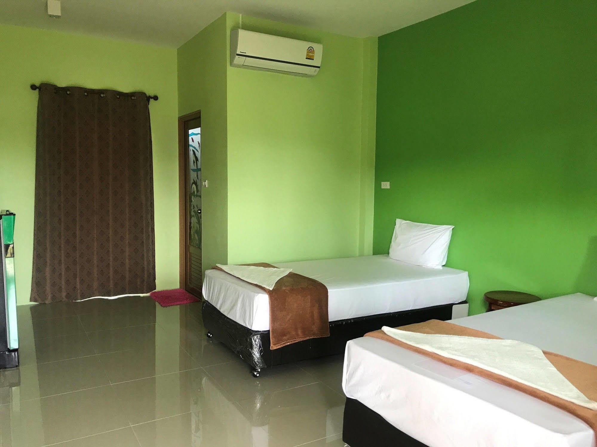 Sangtong Beach Resort Laem Sing Luaran gambar