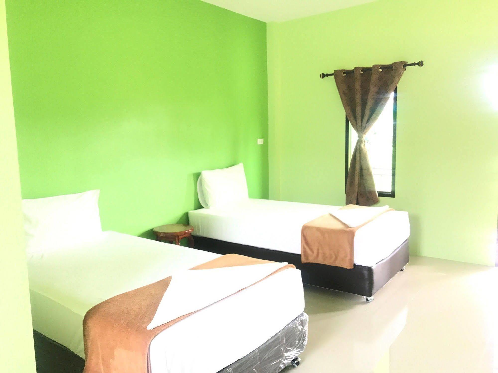 Sangtong Beach Resort Laem Sing Luaran gambar