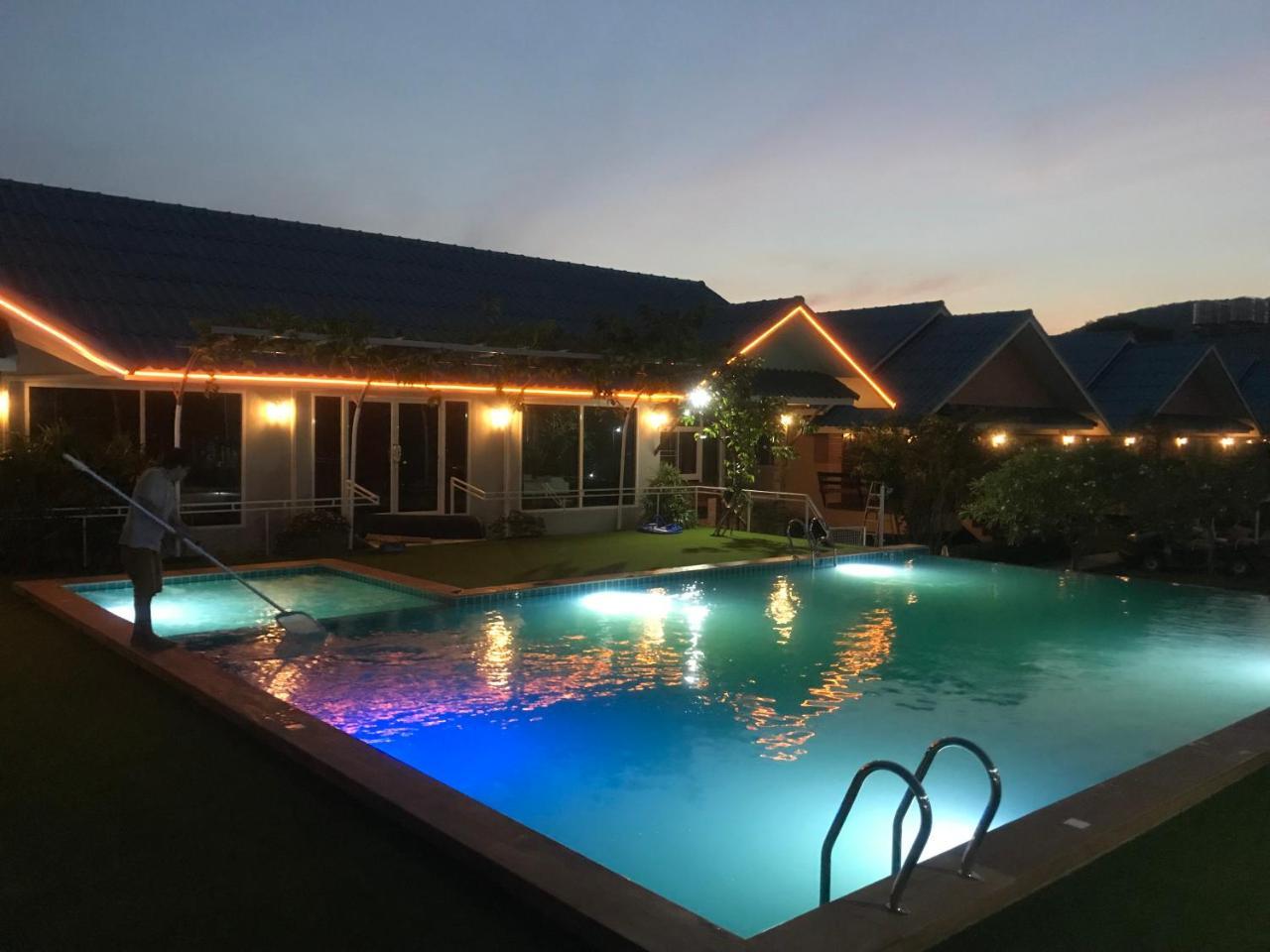 Sangtong Beach Resort Laem Sing Luaran gambar